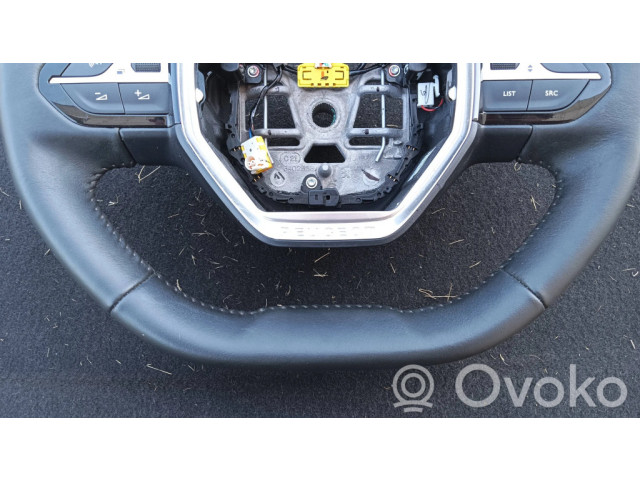 Руль Peugeot 208 2019- года 98255044zd, 640497100B