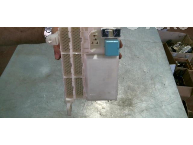 Pojistková skříňka Toyota Hilux (AN10, AN20, AN30) 2001