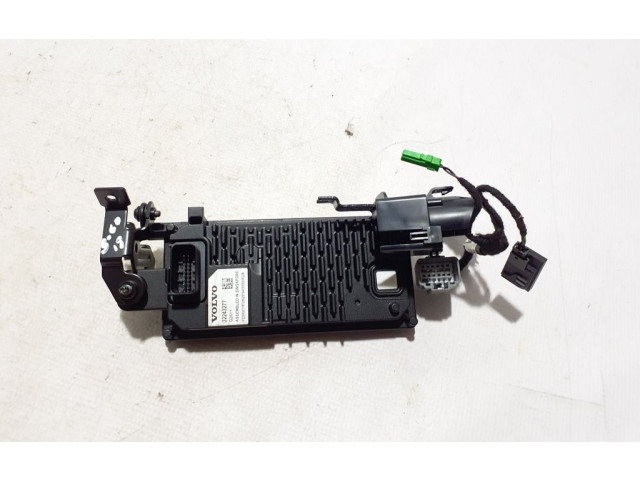 Блок предохранителей 32243277 Volvo S60