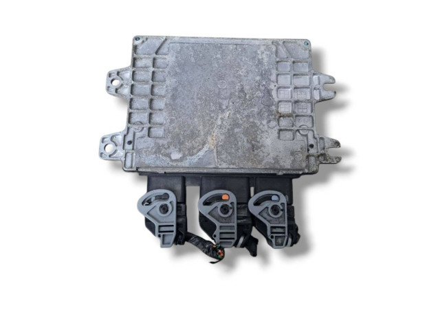 Řídící jednotka MEC93-830 Nissan Note (E11) 2008