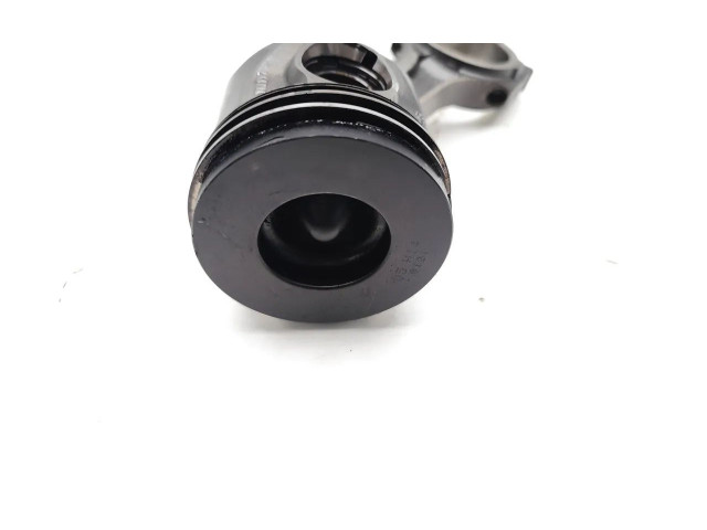 Píst Ford Mondeo Mk III