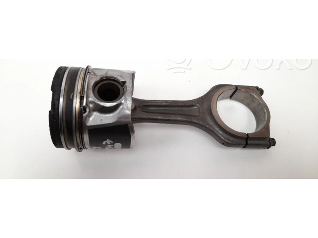  Поршень с шатуном    Citroen C3  