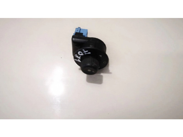 Включатель зеркал