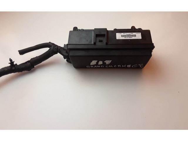Блок предохранителей 04692167ab Jeep Grand Cherokee (WK)