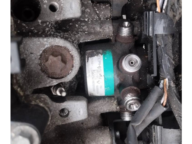 Топливная рампа 8200584034, h8200334367 Renault Scenic III - Grand scenic III