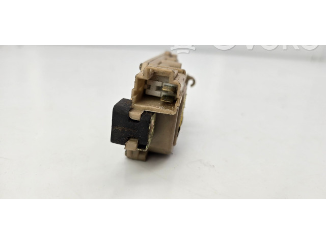 Zpětné zrcátko Nissan Patrol Y60 1995