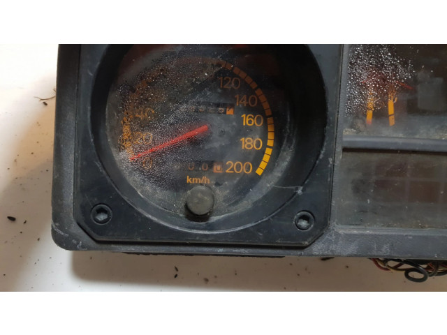 Přístrojová deska  Mitsubishi Pajero 1990 MB741967, 69726640  