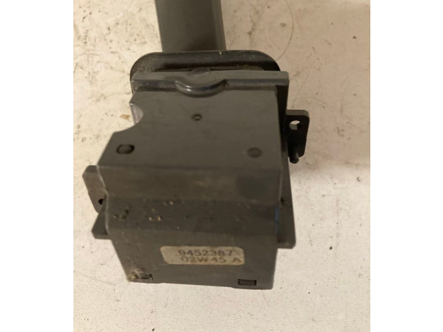 Ручка стеклоочистителей 9452387 Volvo XC90