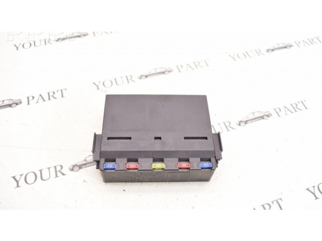   Pojistková skříňka 8921130020   Lexus GS 300 350 430 450H 2005