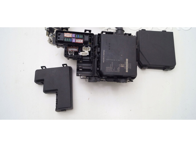 Pojistková skříňka 284B74BA0A Nissan X-Trail T32 2014