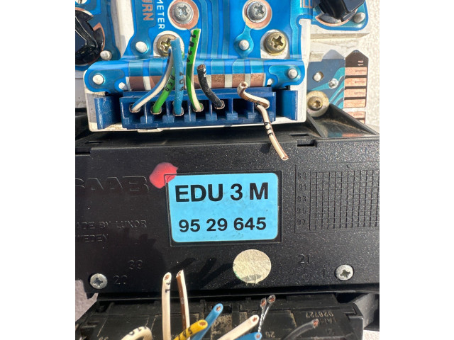 Панель приборов 9529645   Saab 9000 CD       
