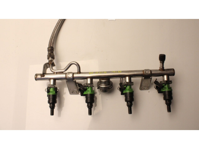 Vstřikovací lišta Mercedes-Benz C W203