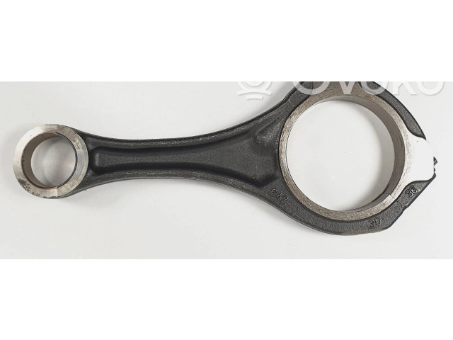  Поршень    Audi A6 C7  