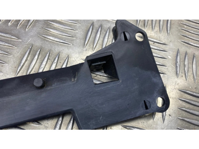 Другая деталь салона