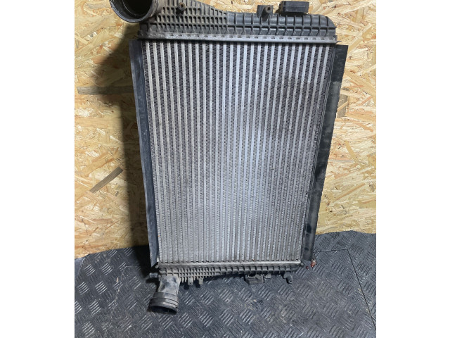 Интеркулер 3c0145805p Volkswagen PASSAT B6