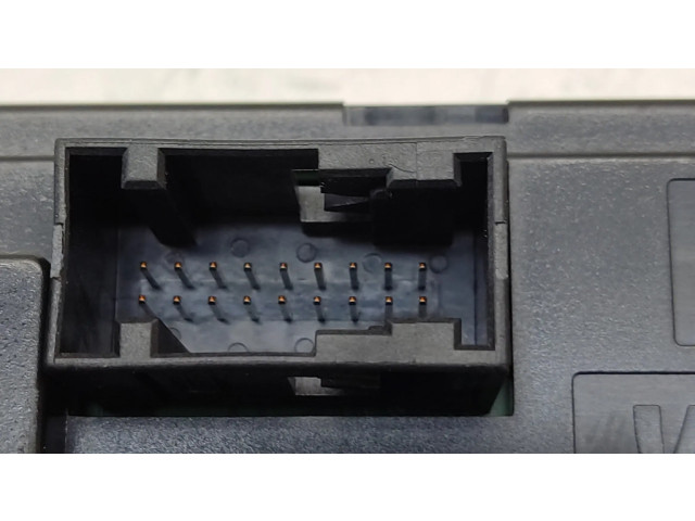 Блок управления климат-контролем 12772892, 69870015 Saab 9-3 Ver2