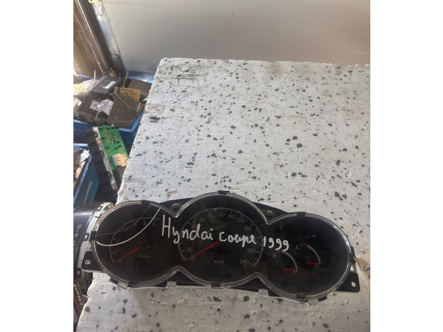 Панель приборов    Hyundai Coupe       
