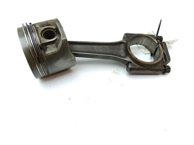 Поршень с шатуном EAC1868, EBC1289 Jaguar XJS