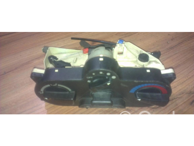 Блок управления климат-контролем 9041704687, mb947678 Mitsubishi Carisma