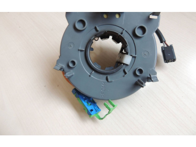 Подрулевой шлейф SRS    Opel Meriva A