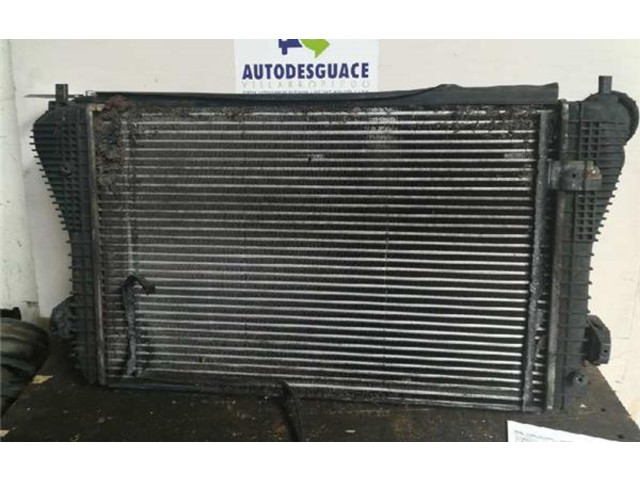 Интеркулер Volkswagen Touran I