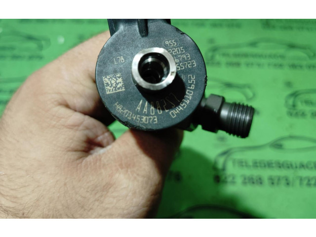 Форсунка 0445110652    Renault Clio III   