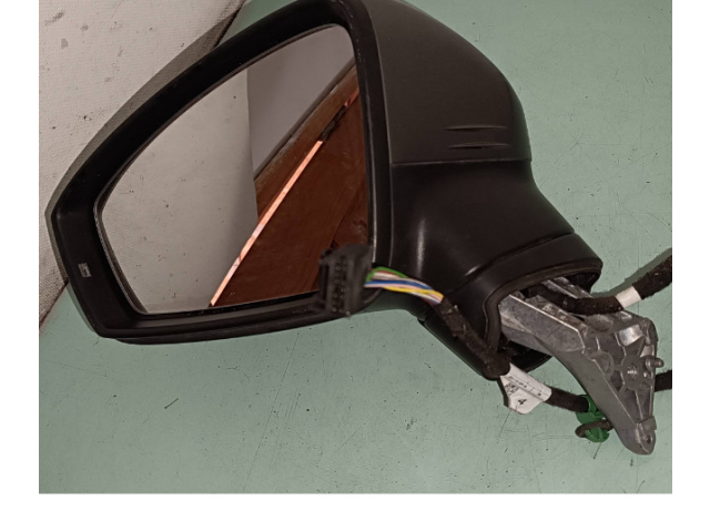 Zpětné zrcátko  Volkswagen Tiguan 2017  047979  