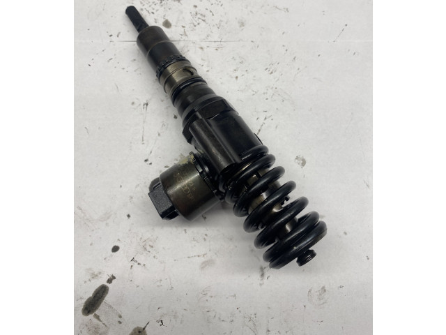 Интеркулер  03G130073G   Volkswagen Golf VI 