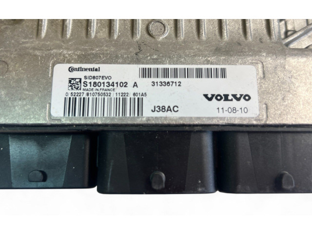 Блок управления двигателем Блок управления 31336712, S180134102A Volvo V70