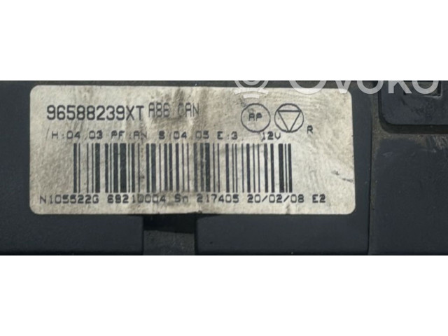 Блок управления климат-контролем 96588239XT, 96588239XT   Citroen C2