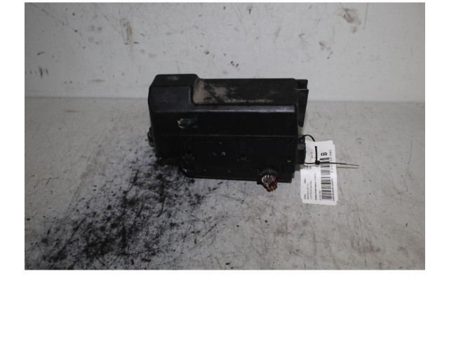 Блок предохранителей Daihatsu Sirion