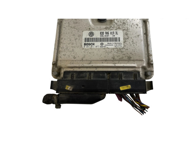 Блок управления двигателя 038906019DL, 1039S00268 Skoda Octavia Mk1 (1U)