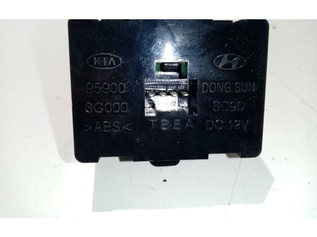 Блок управления 959003C000   KIA Magentis