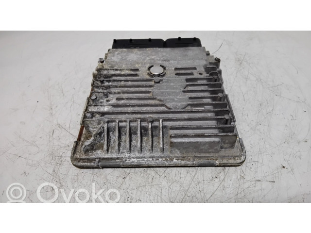 Блок управления двигателя 03L906023JT, 03L906023JH Skoda Yeti (5L)