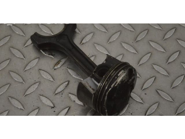 Píst 77165 Mini One - Cooper Coupe R56 pro benzínový motor 1.6 N18 B16 A