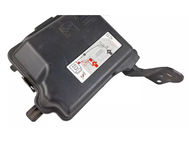 Pojistková skříňka 9824510780 Peugeot 208 2020