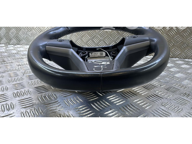 Руль Tesla Model 3 2017 - года 110532400G, 20173818