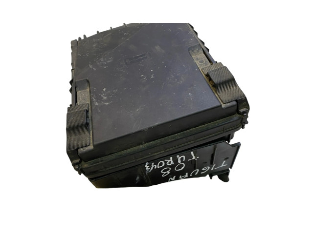 Pojistková skříňka 1K0937132F, 1E250808 Volkswagen Tiguan 2009