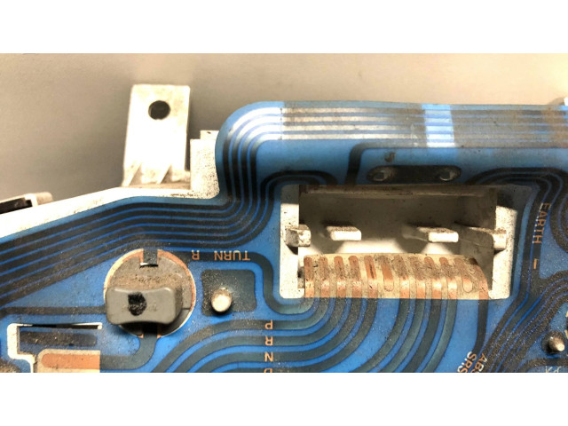 Панель приборов MR390656, 237610 Mitsubishi Colt