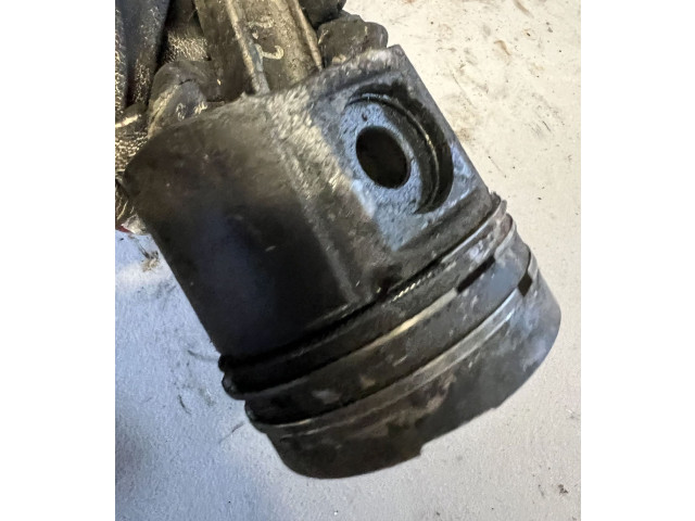 Píst Renault Vel Satis