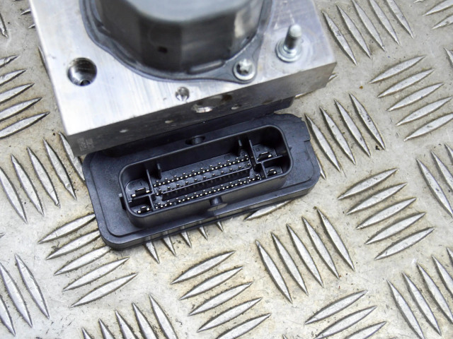 Блок АБС 2265106516, 0265255090 Maserati Ghibli 2013- года