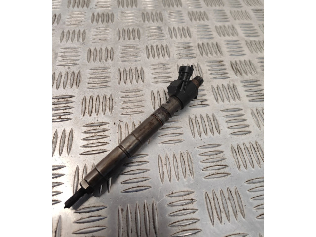 Форсунка 31303238    Volvo S80  D5204T2 