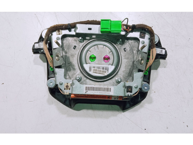 Подушка безопасности водителя 8684187, 243022600344   Volvo V70