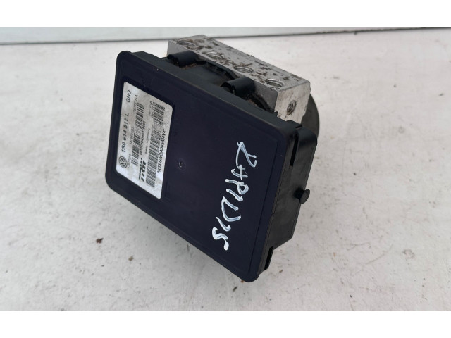 Топливная рампа 1S0614517L, 17677016   Skoda Rapid (NH)  