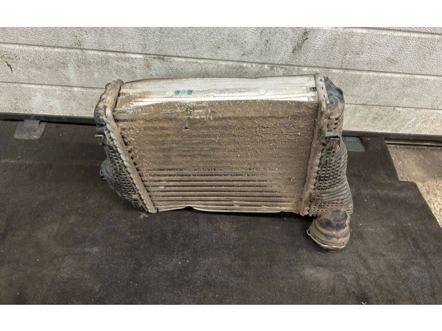 Интеркулер 95B145804B Porsche Macan