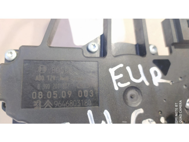 Моторчик заднего дворника 0390201807 Citroen C4 I