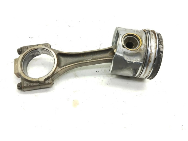 Поршень 038107065GC Skoda Octavia Mk2 (1Z)