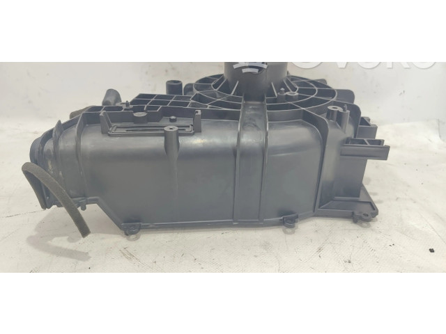 Вентилятор печки 27200BN005 Nissan Almera Tino