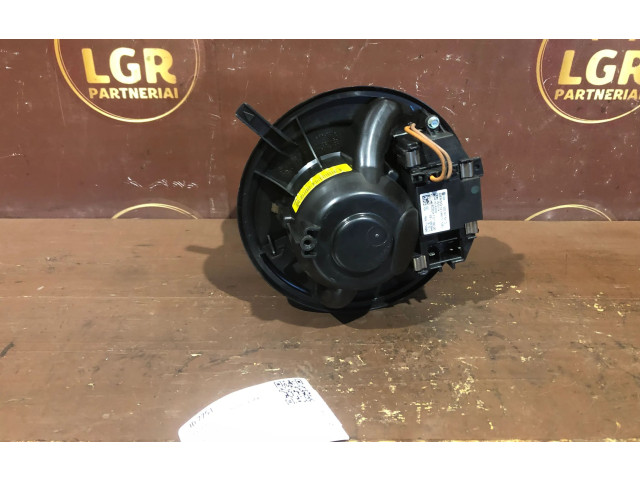 Вентилятор печки    1K1820015F, 3C0907521D   Volkswagen Touran I