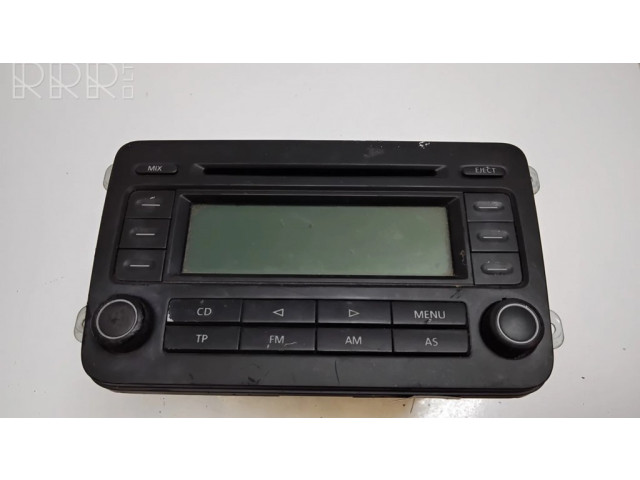 Радио/ проигрыватель CD/DVD / навигация